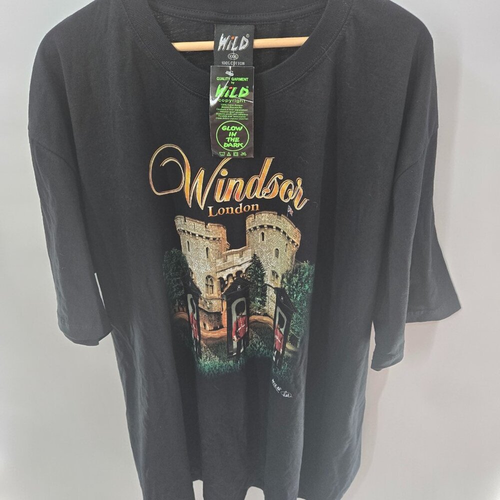 Wild Windsor London Black Glow In the Dark Castle Short Sleeved T-Shirt XXXL